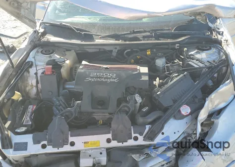 2001 Pontiac Grand Prix Gtp z USA, uszkodzony, nr VIN 1G2WR52111F270053